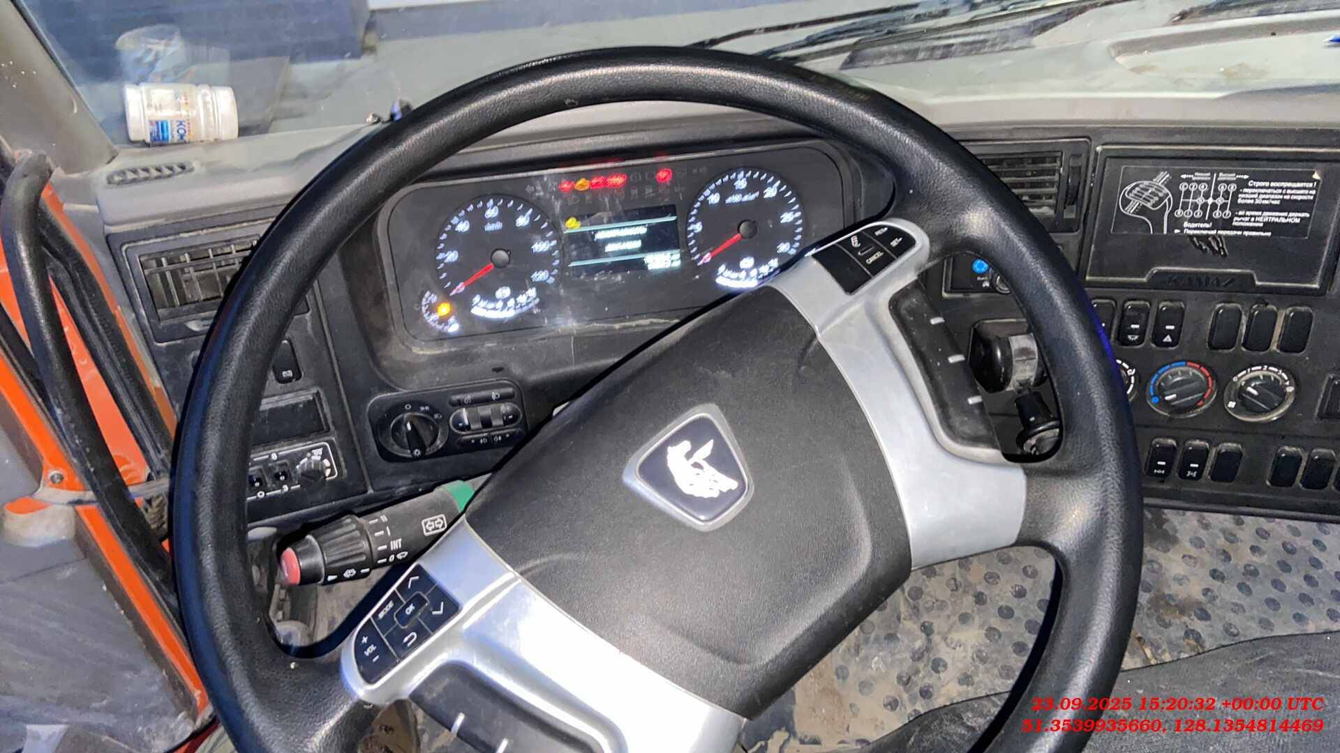 КАМАЗ 6520-56,  121 255 км, 2024 года в лизинг