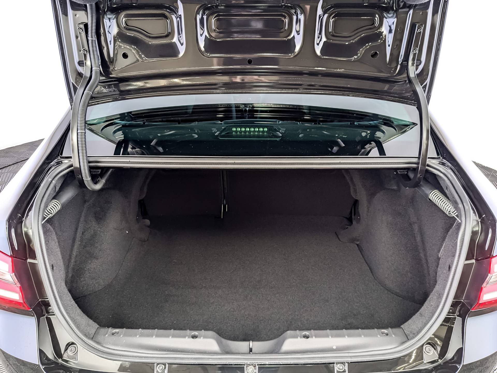 Lada Aura 1.8 CVT 2WD Status