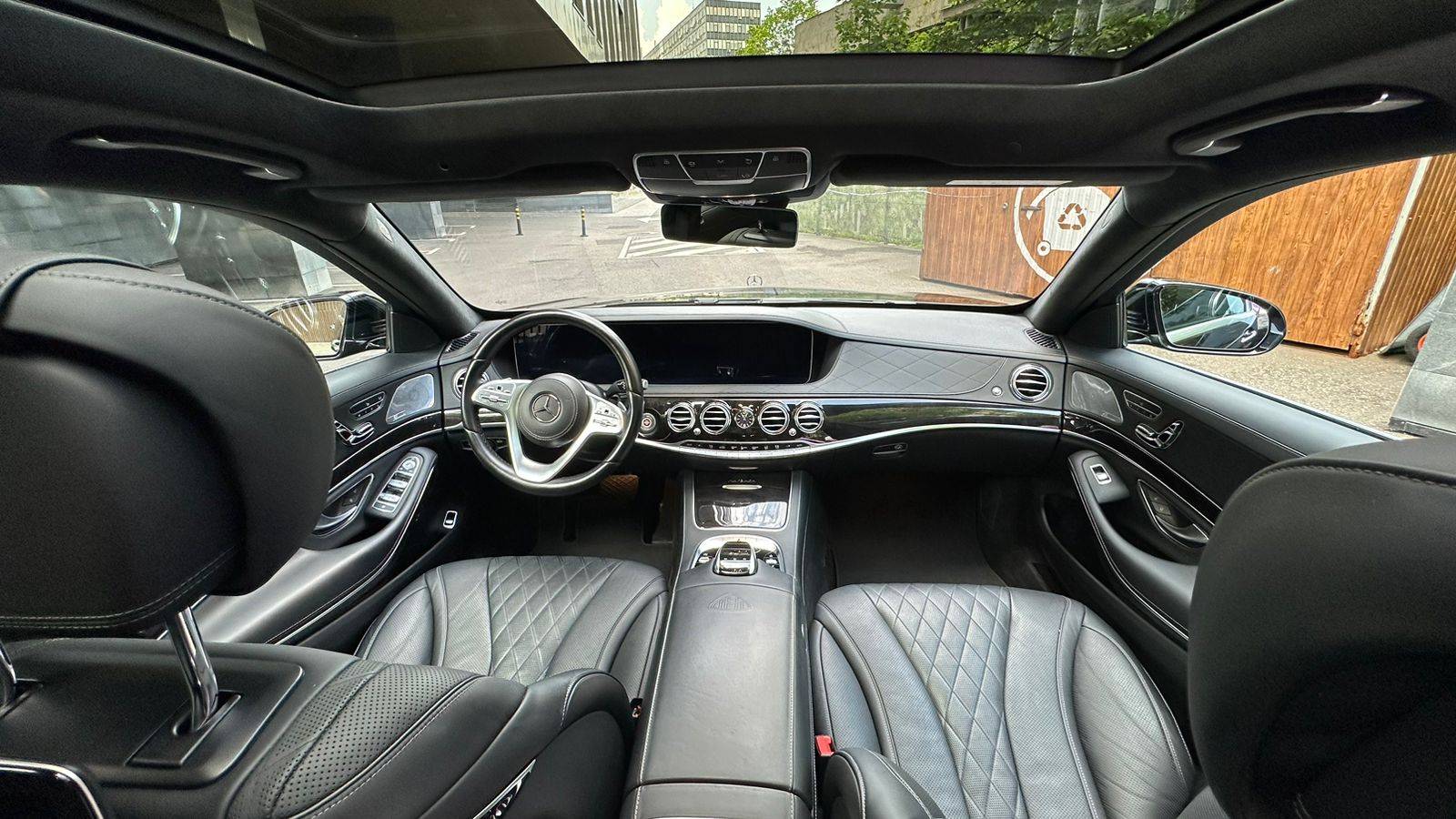 Mercedes-Benz S седан,  101 342 км, 2019 года в лизинг
