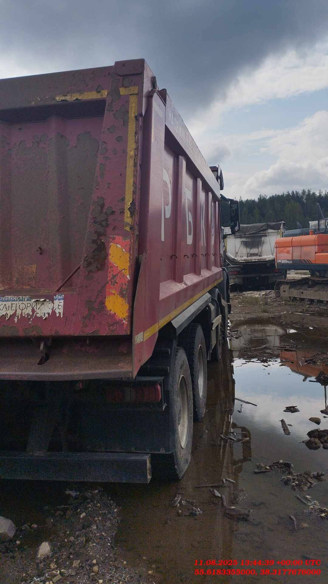 Mercedes-Benz Arocs 4145 K ,  212 651 км, 2021 года в лизинг