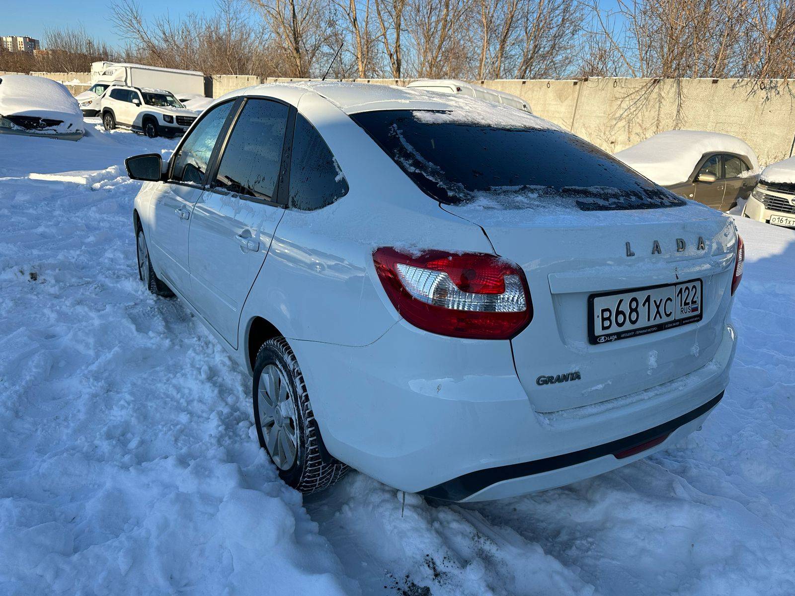 Lada Granta лифтбек,  71 861 км, 2023 года в лизинг