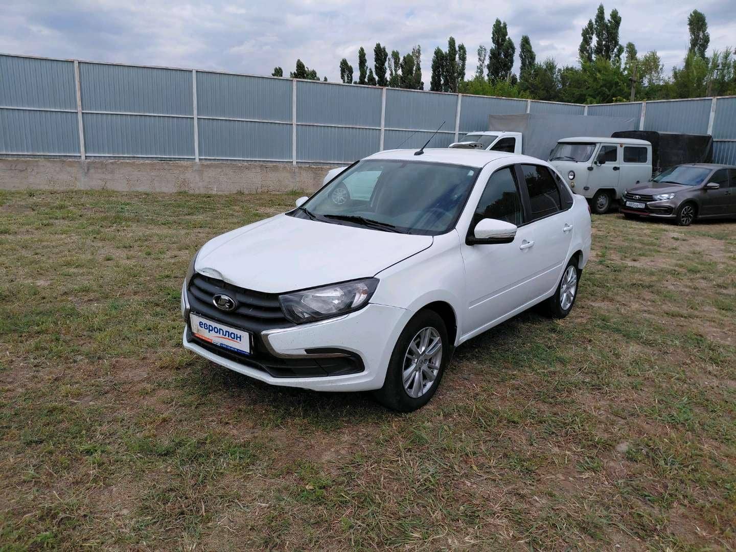 Lada Granta седан,  156 148 км, 2023 года в лизинг