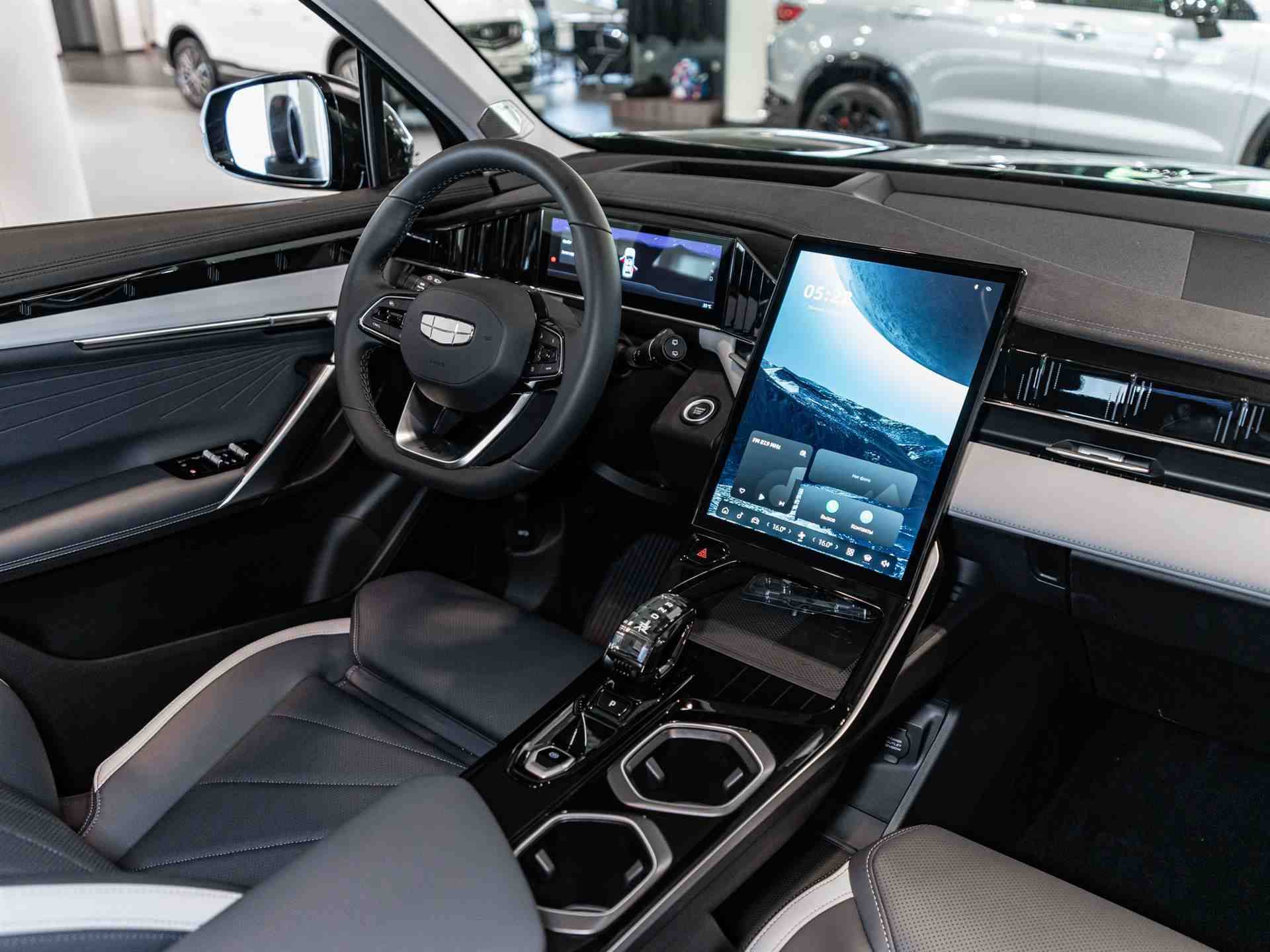 Geely Atlas Flagship 2.0T 7DCT 2WD