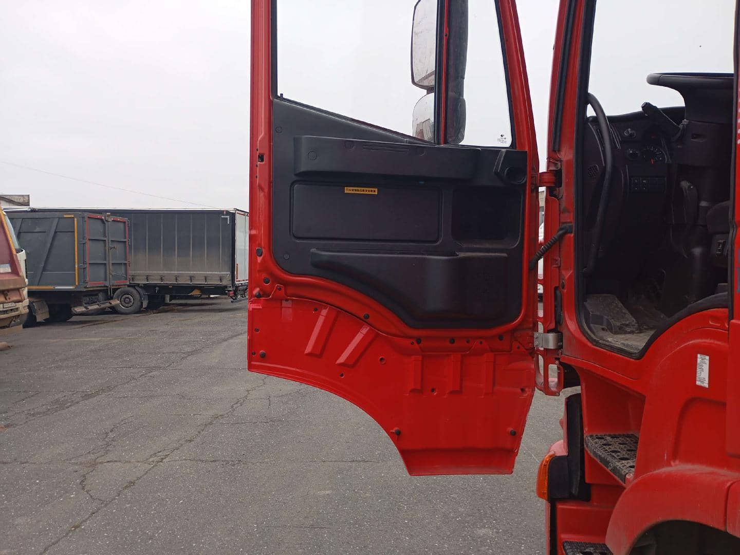 HONGYAN CQ4186HV52,  229 862 км, 2020 года в лизинг