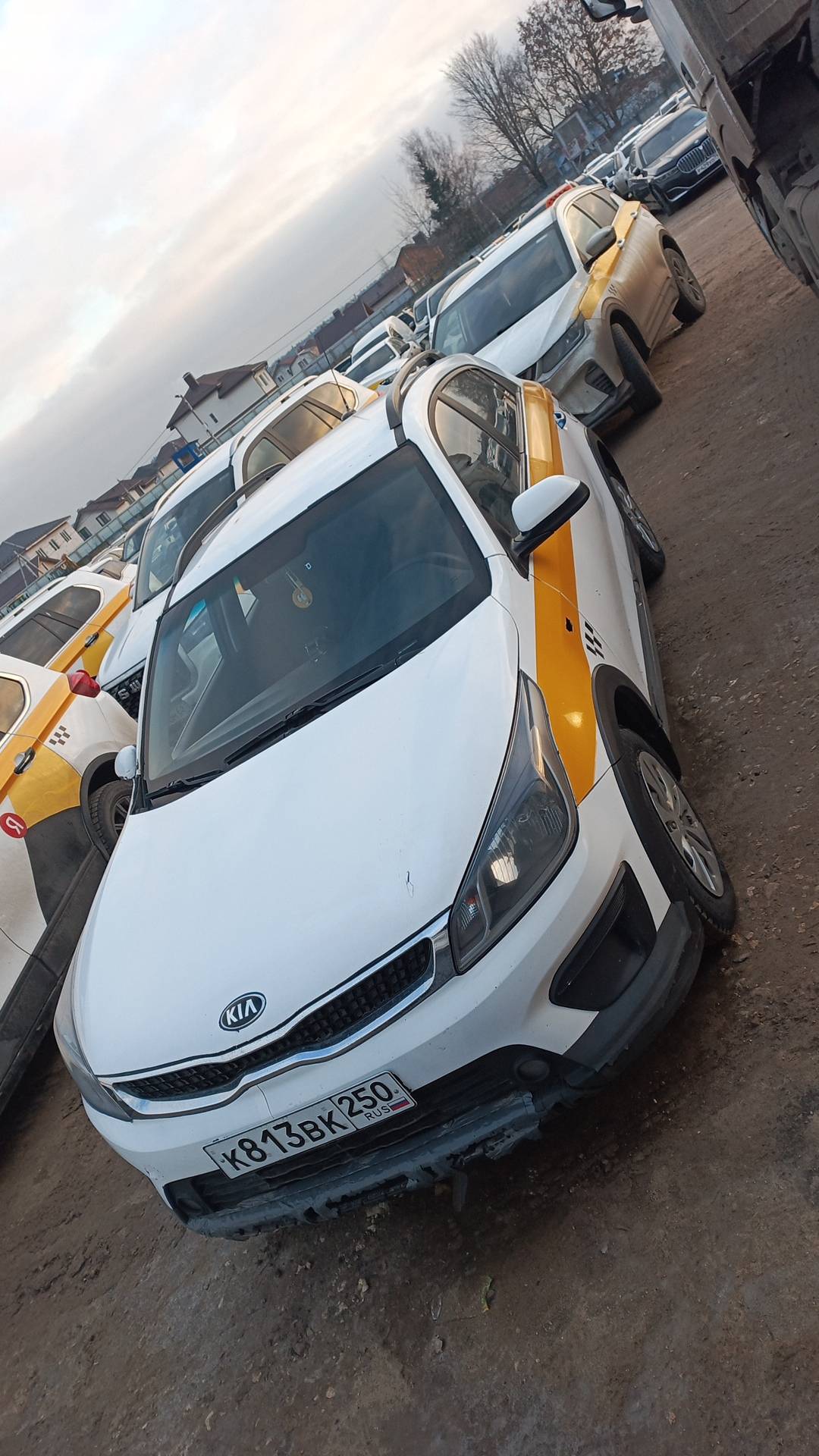 KIA Rio X-Line