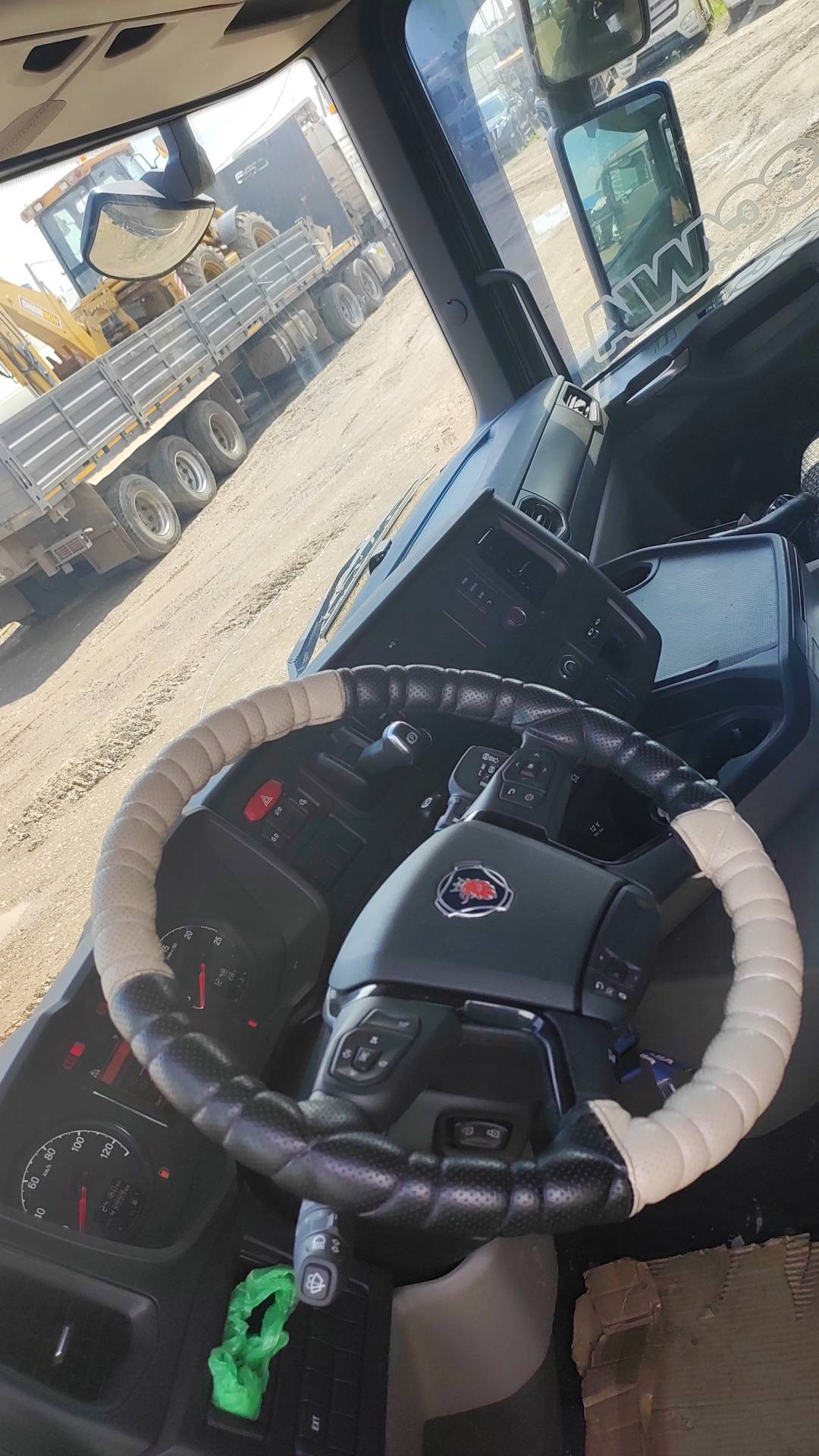 SCANIA G 500 A6x4NZ,  24 160 км, 2023 года в лизинг