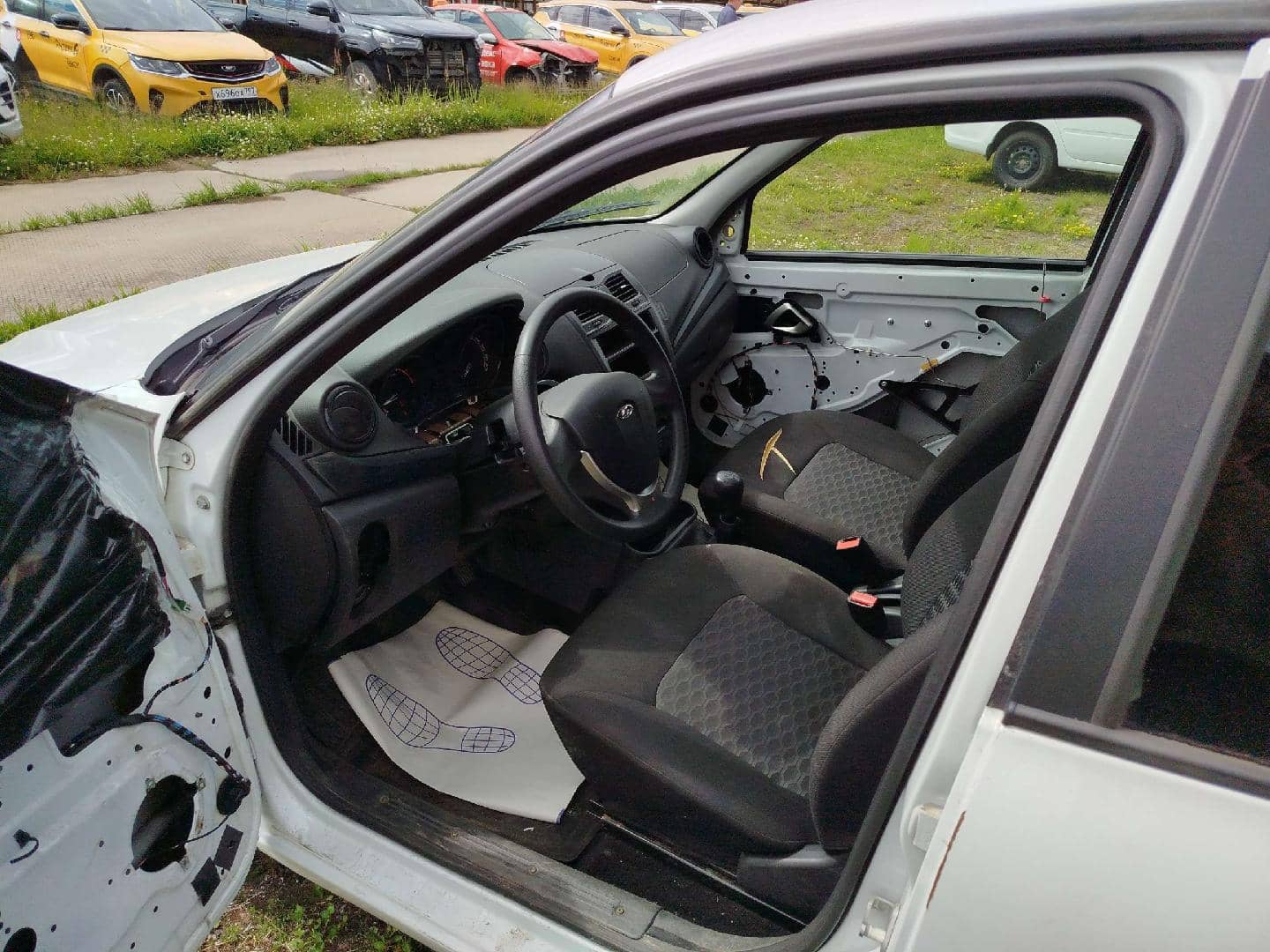 Lada Granta седан,  117 538 км, 2023 года в лизинг