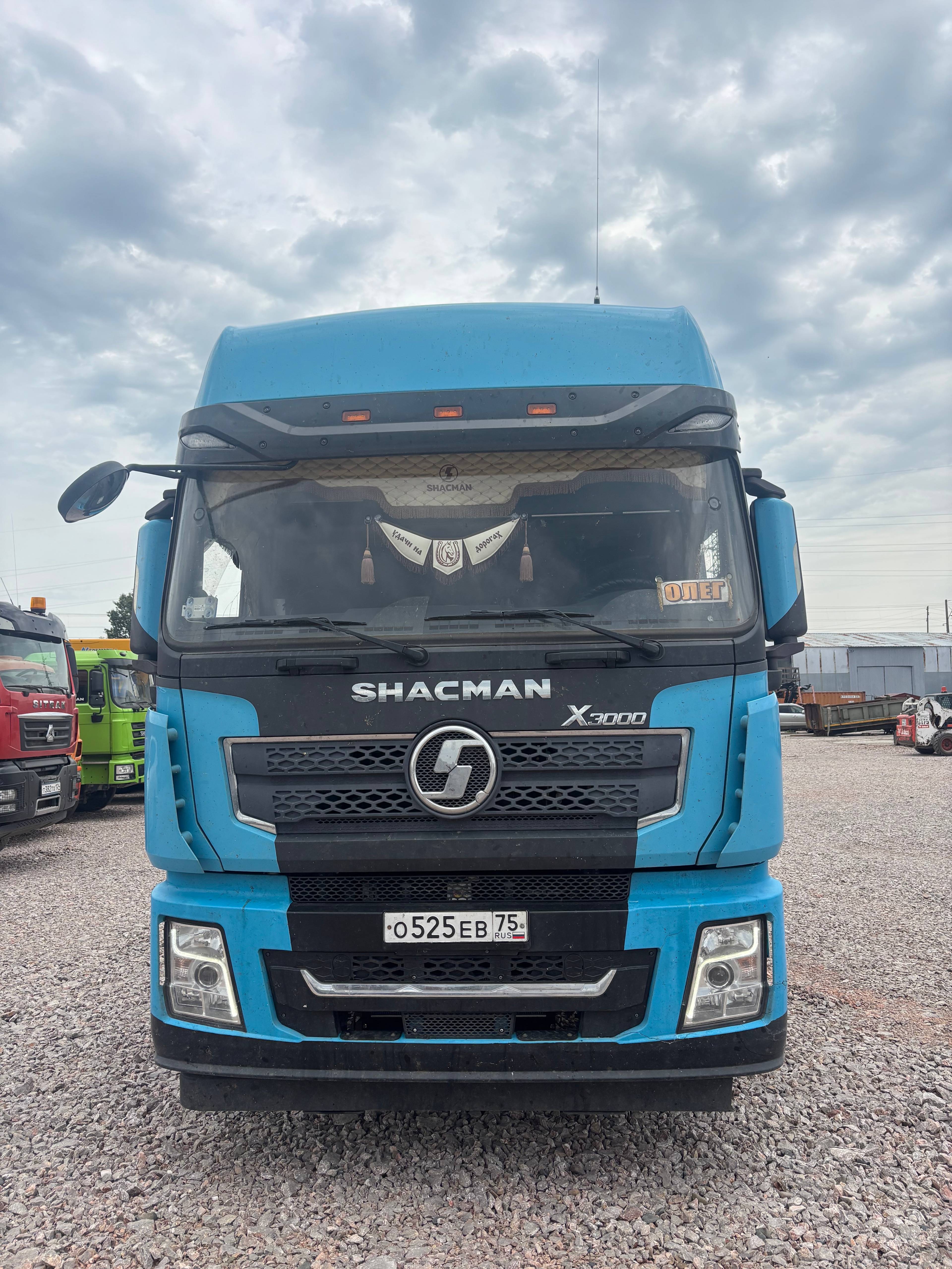 Shacman SX42584V324,  250 370 км, 2023 года в лизинг