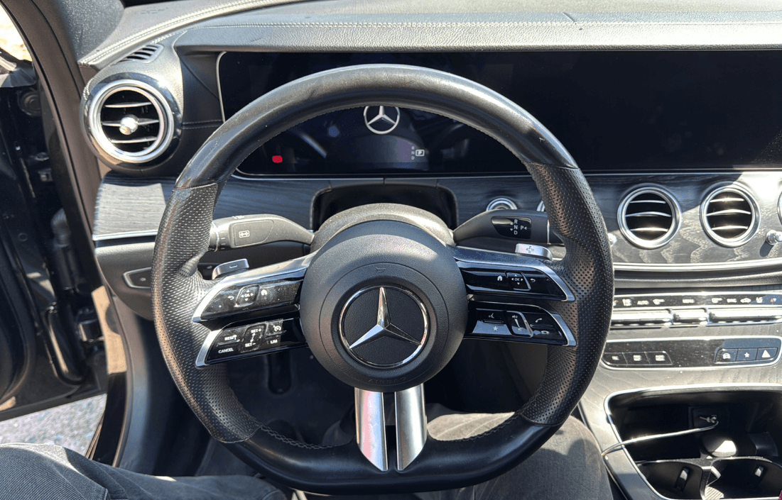 Mercedes-Benz E седан,  261 355 км, 2020 года в лизинг