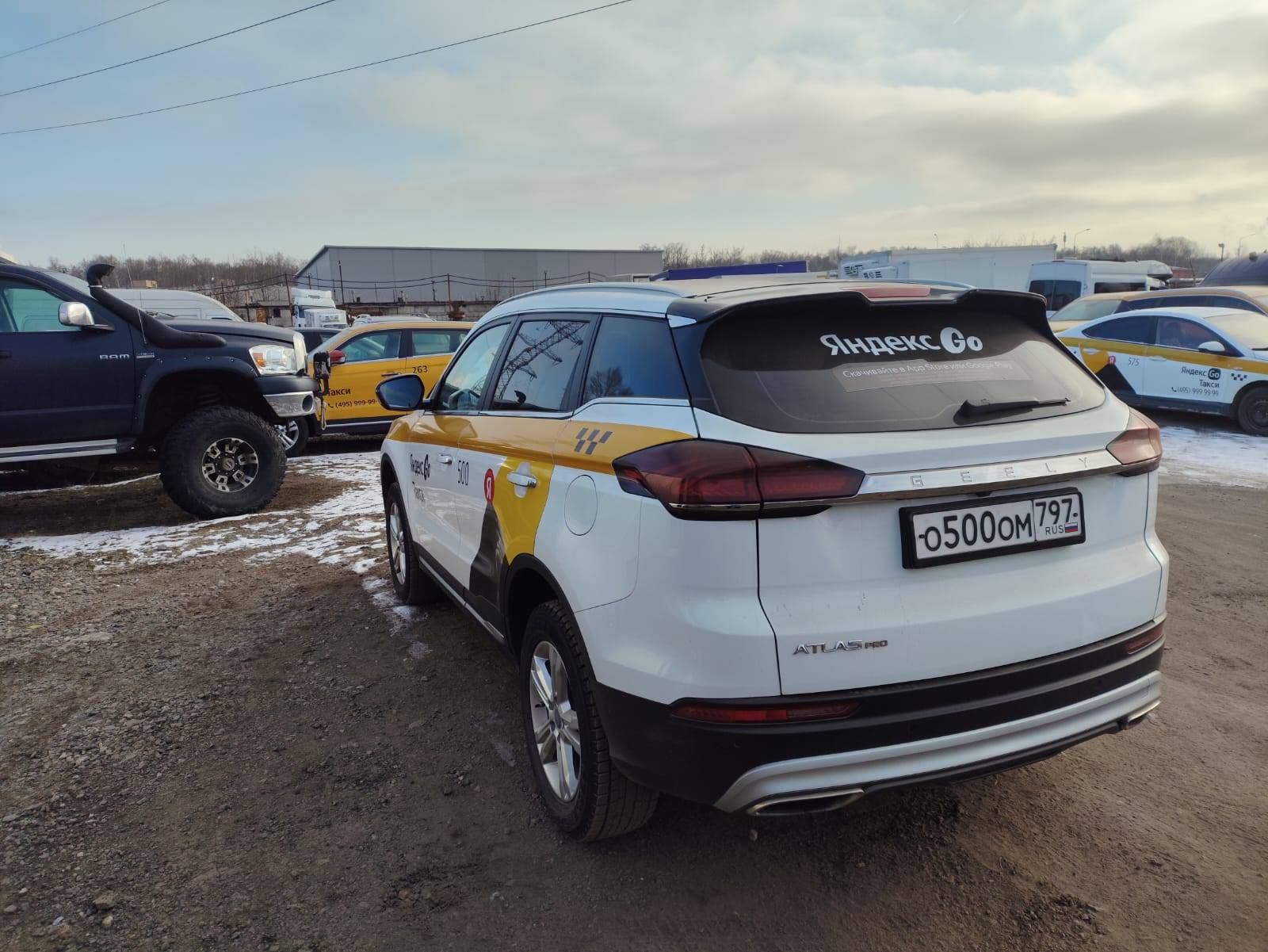 Geely Atlas Pro,  86 941 км, 2023 года в лизинг