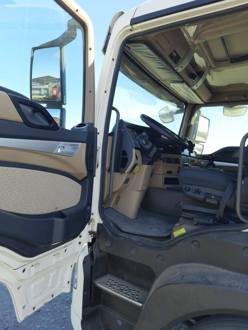 HOWO ZZ1186N621GE1,  24 344 км, 2024 года в лизинг
