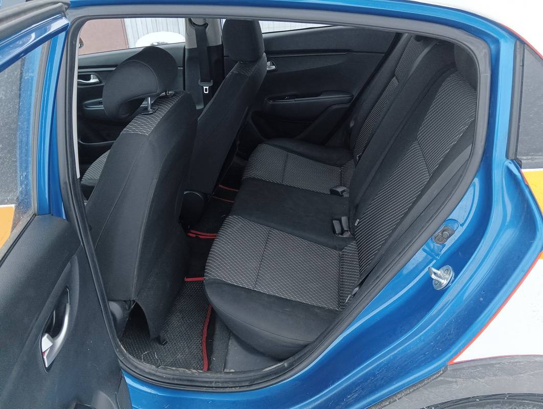 KIA Rio X-Line,  260 275 км, 2019 года в лизинг