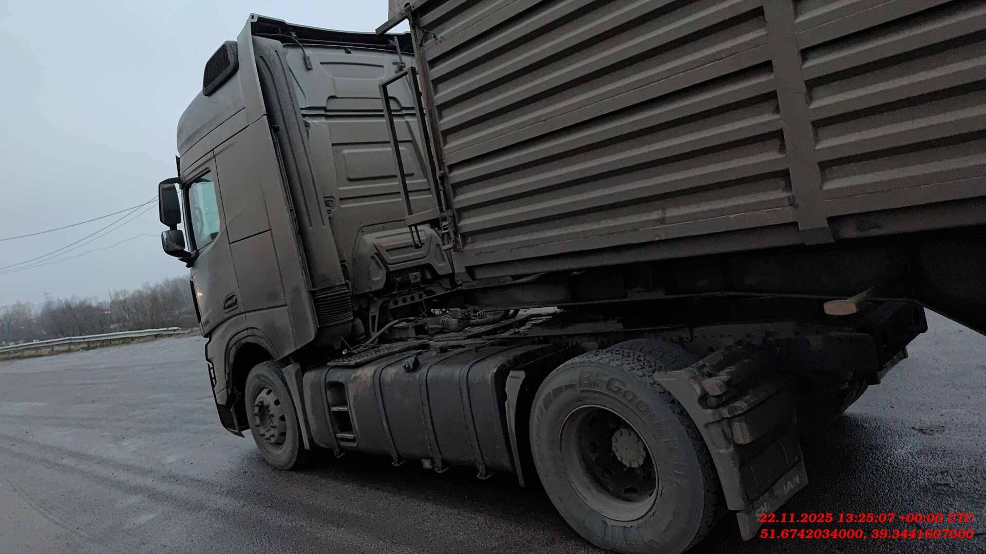 Shacman SX4188YY381,  316 771 км, 2023 года в лизинг