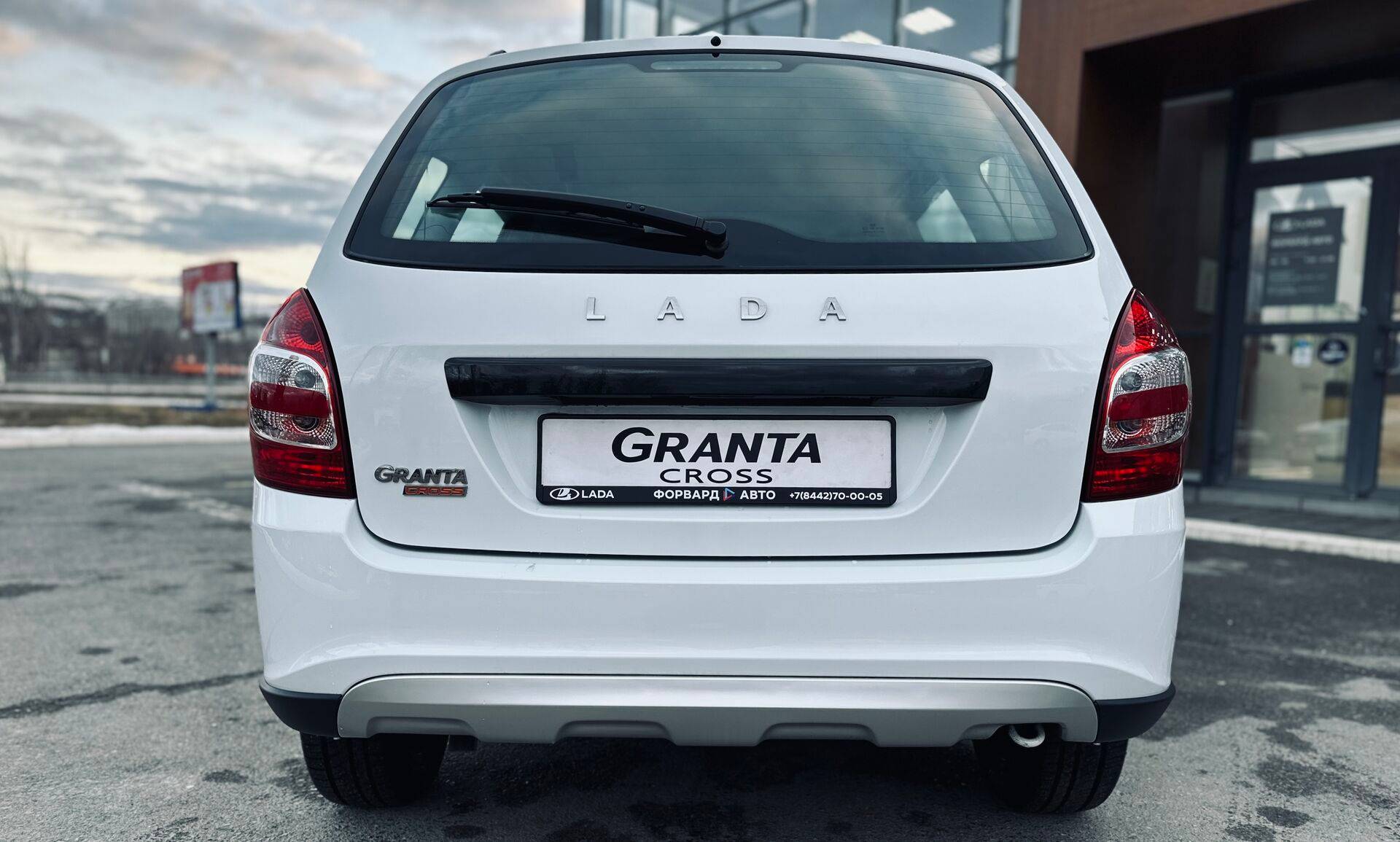 Lada Granta Cross Comfort 24 1.6 90hp 5MT