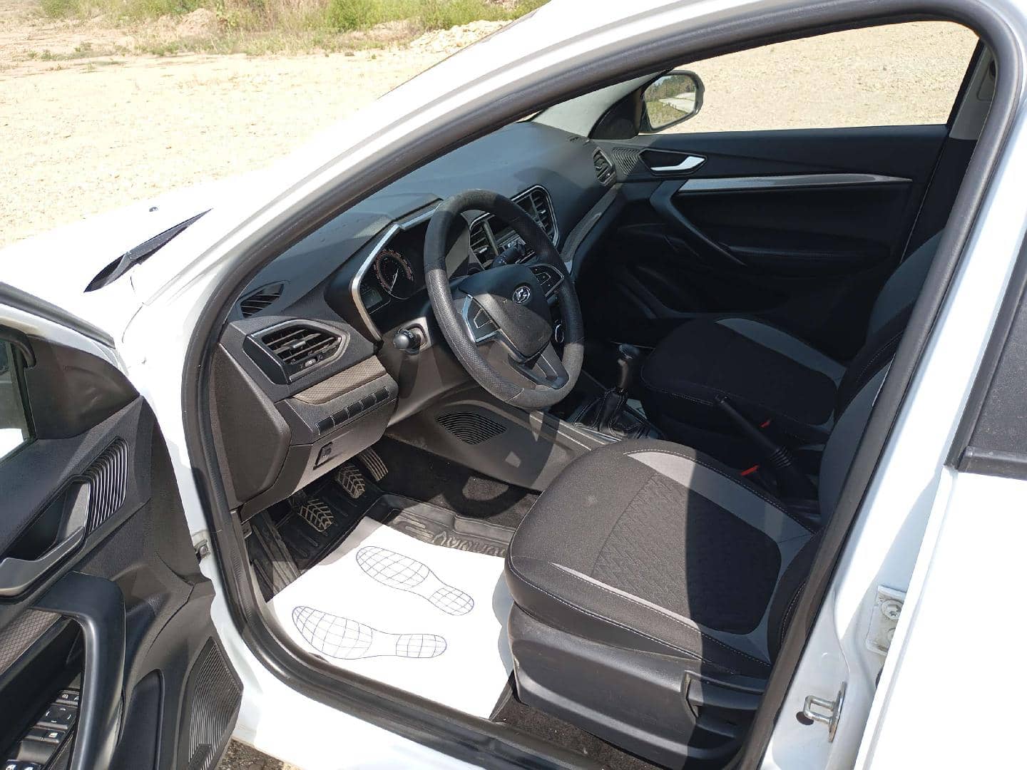 Lada Vesta седан,  107 119 км, 2023 года в лизинг