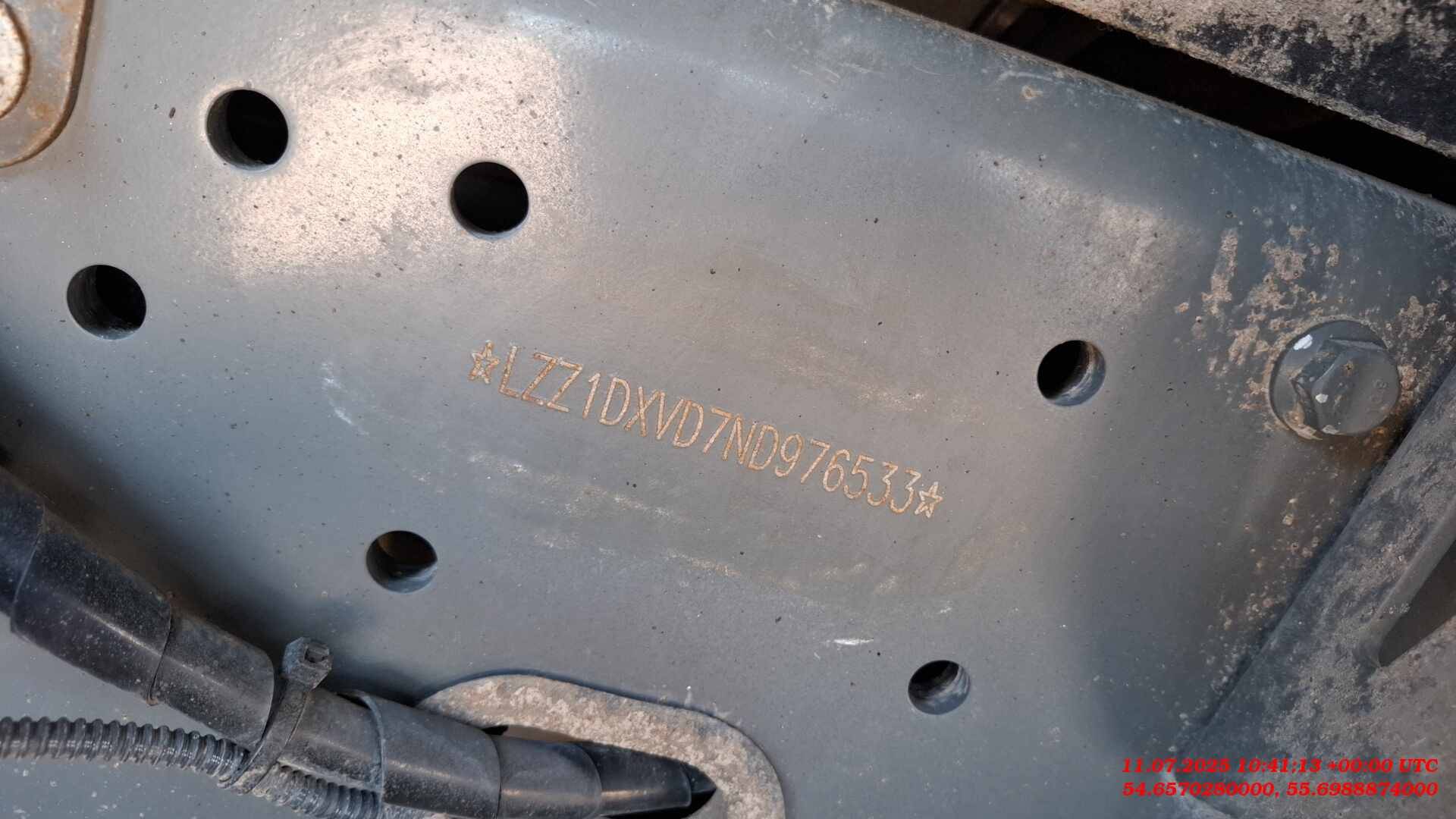 HOWO ZZ3317V386GE1 8х4,  194 394 км, 2022 года в лизинг