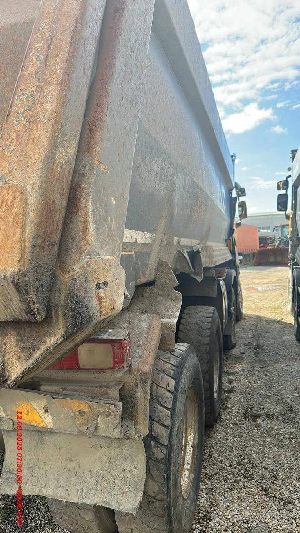 Renault K 430 8X4 (Day cab),  500 000 км, 2020 года в лизинг
