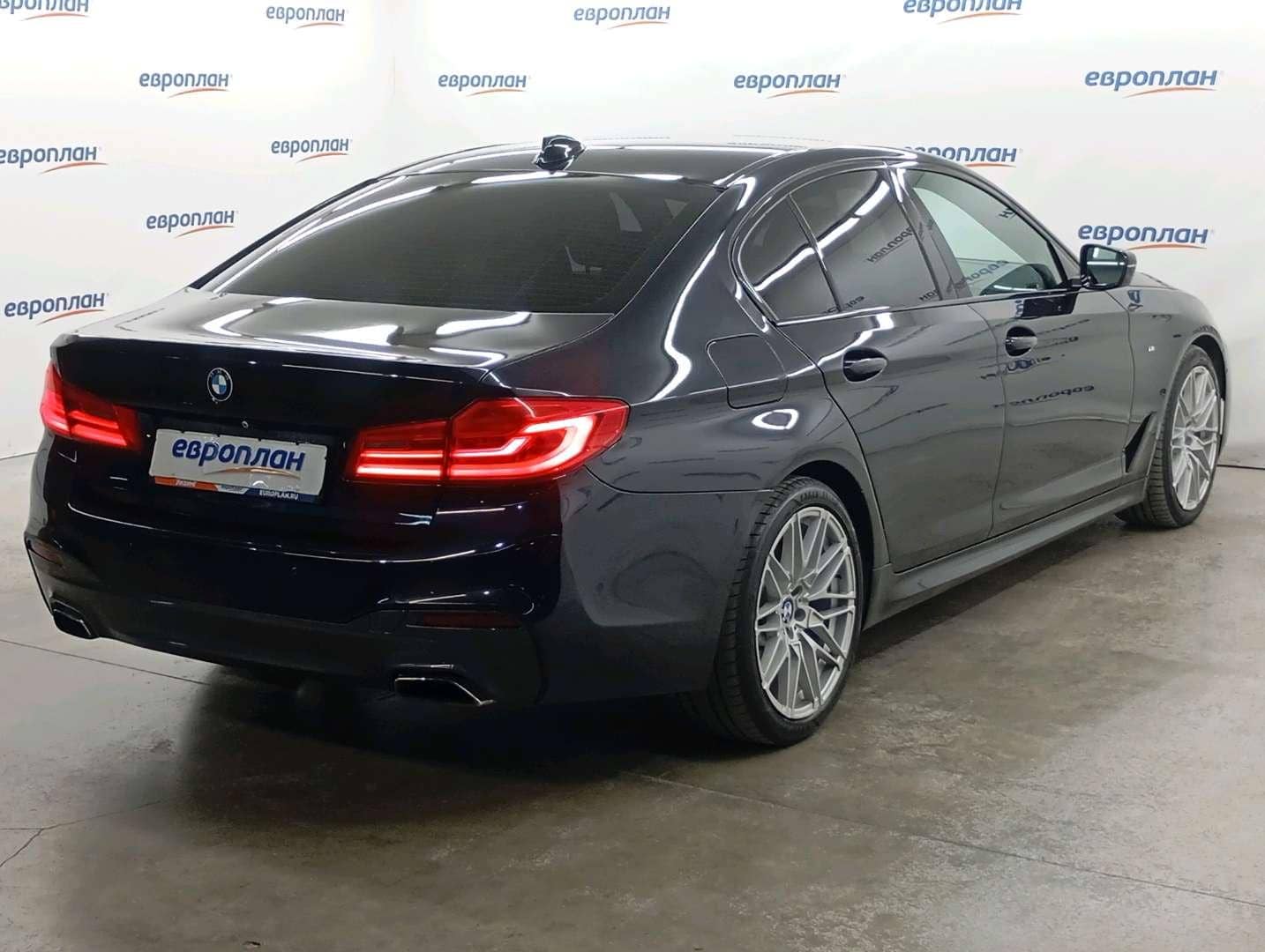 BMW 5 серия,  319 640 км, 2019 года в лизинг
