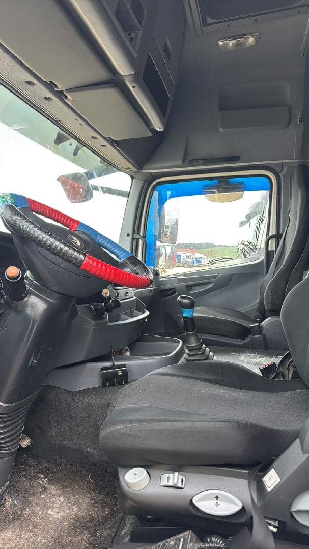 КАМАЗ 5490-S5 (M1840),  1 030 000 км, 2015 года в лизинг