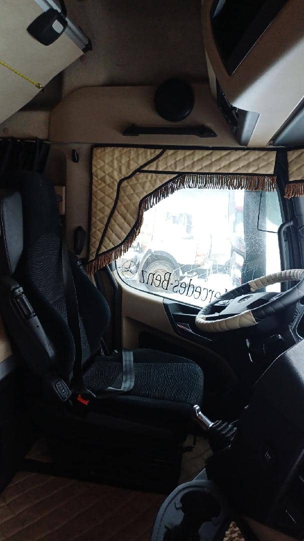 Mercedes-Benz Actros 5 1845 LS 4x2 (BigSpace),  821 704 км, 2018 года