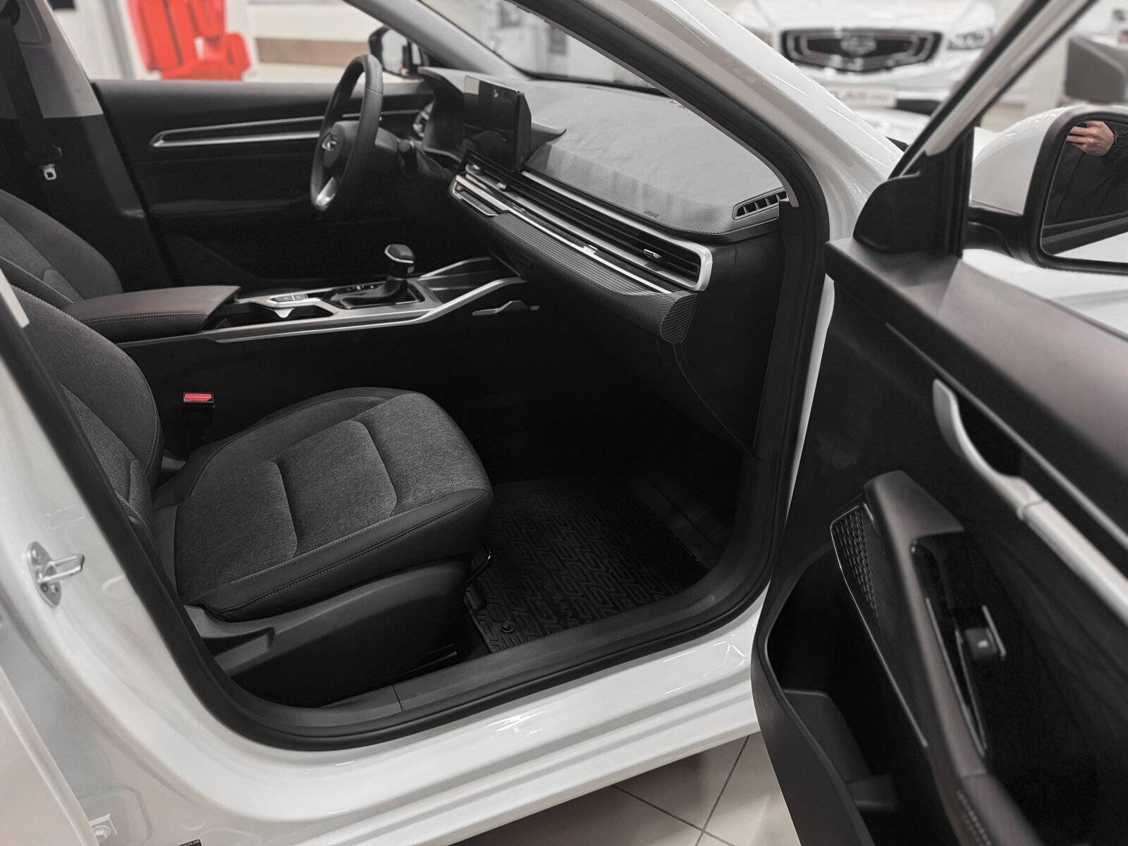 Geely Emgrand Flagship 1.5 AT