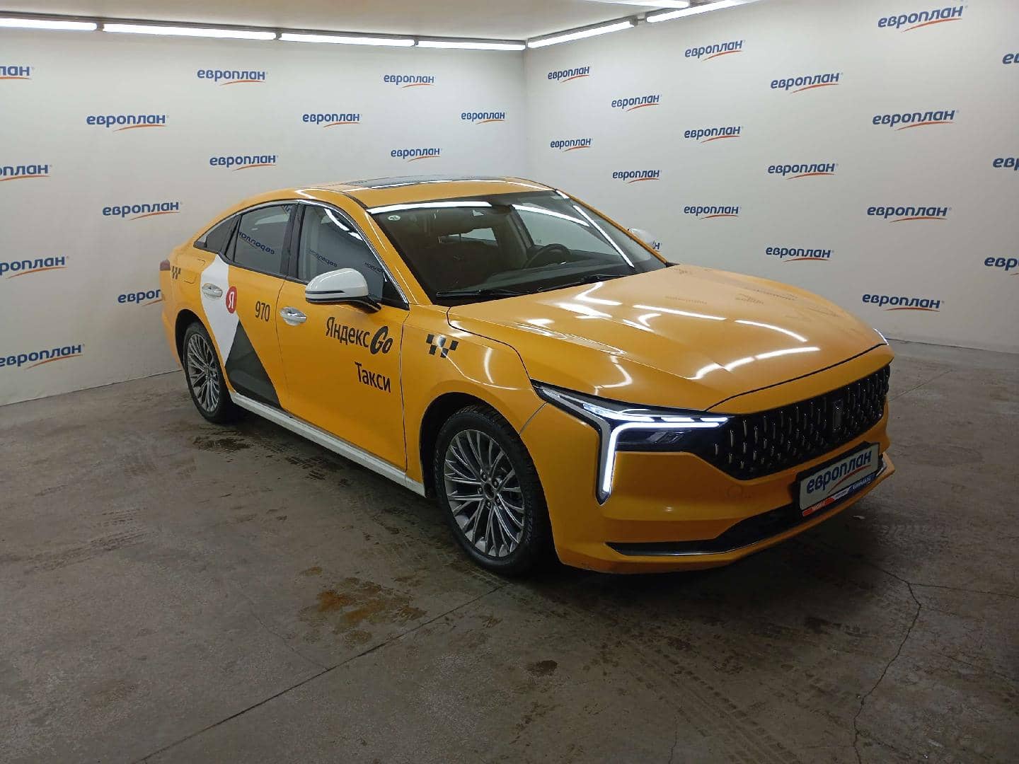 FAW Bestune B70,  170 355 км, 2023 года в лизинг