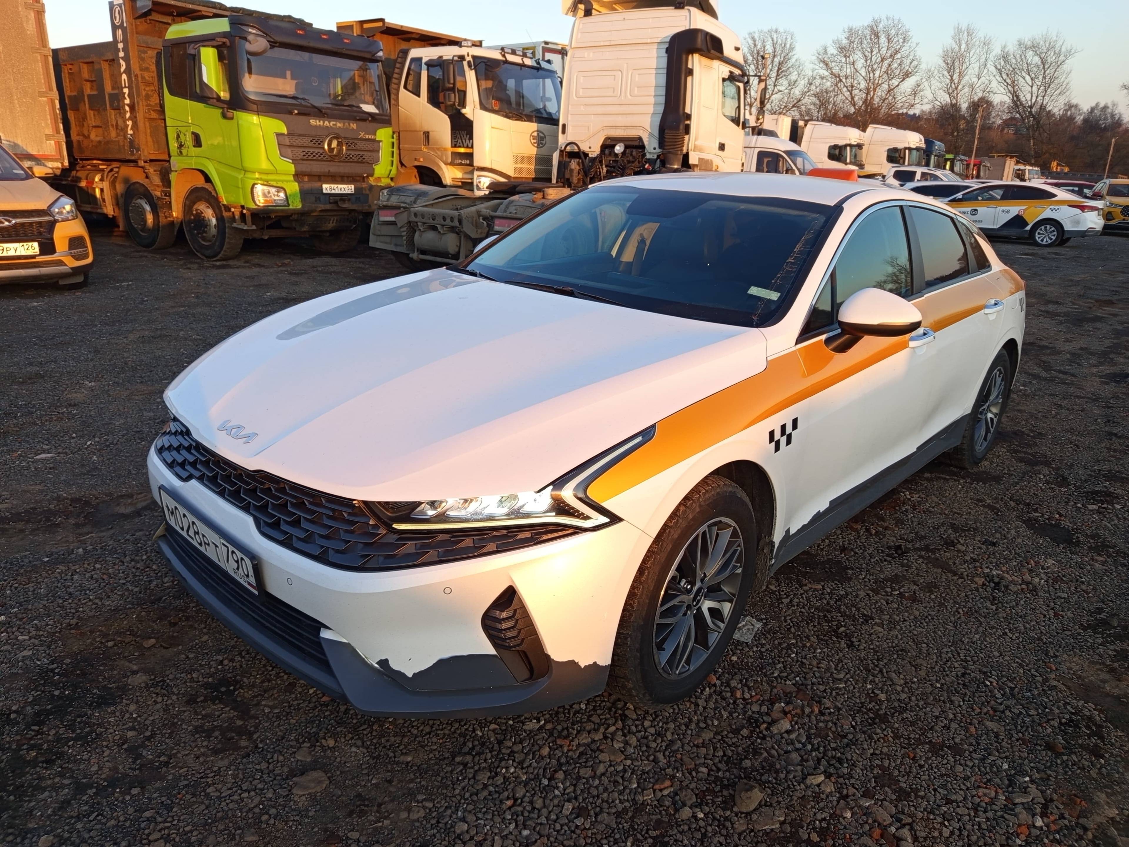 KIA K5