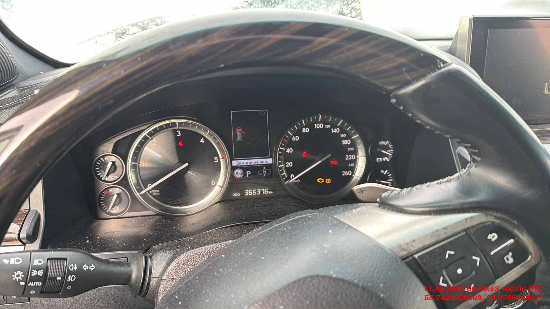 Lexus LX 450d,  366 376 км, 2018 года в лизинг