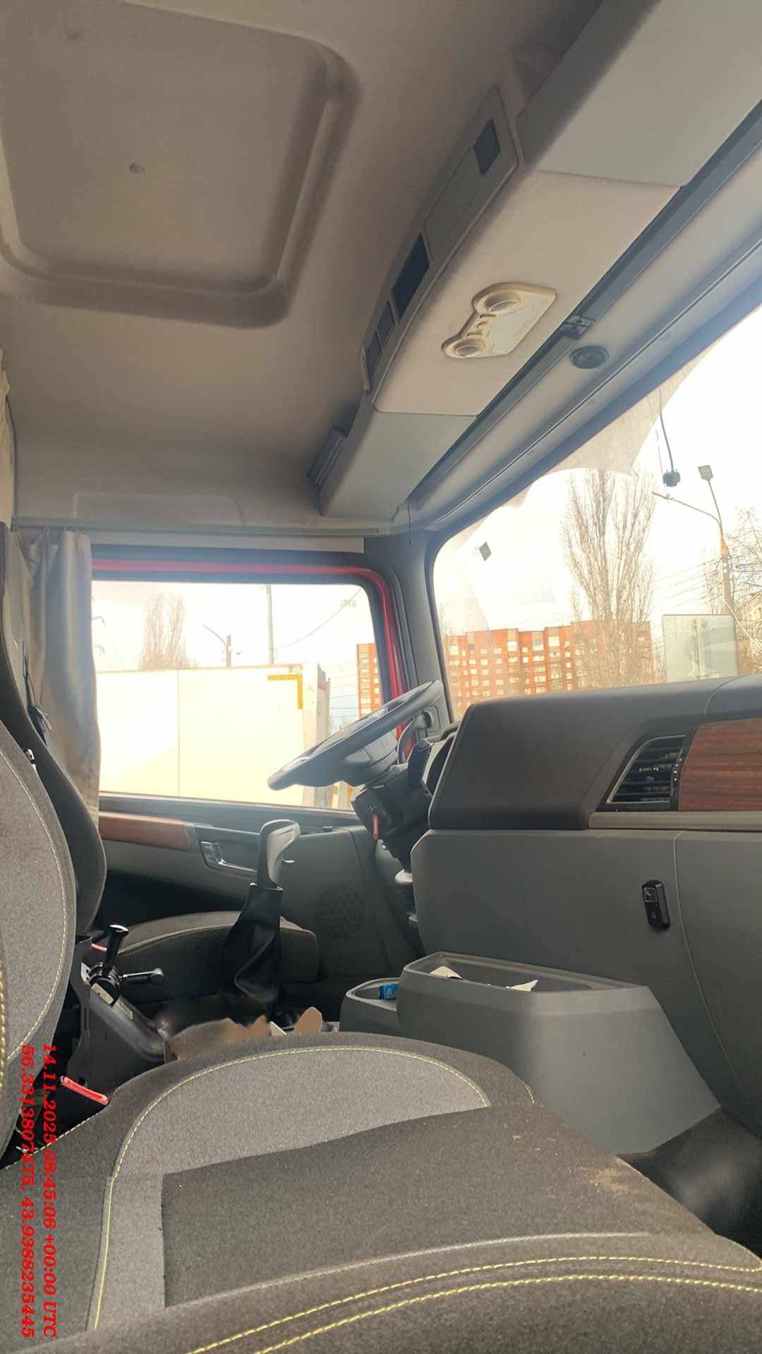 Shacman SX32586V384,  100 000 км, 2023 года в лизинг