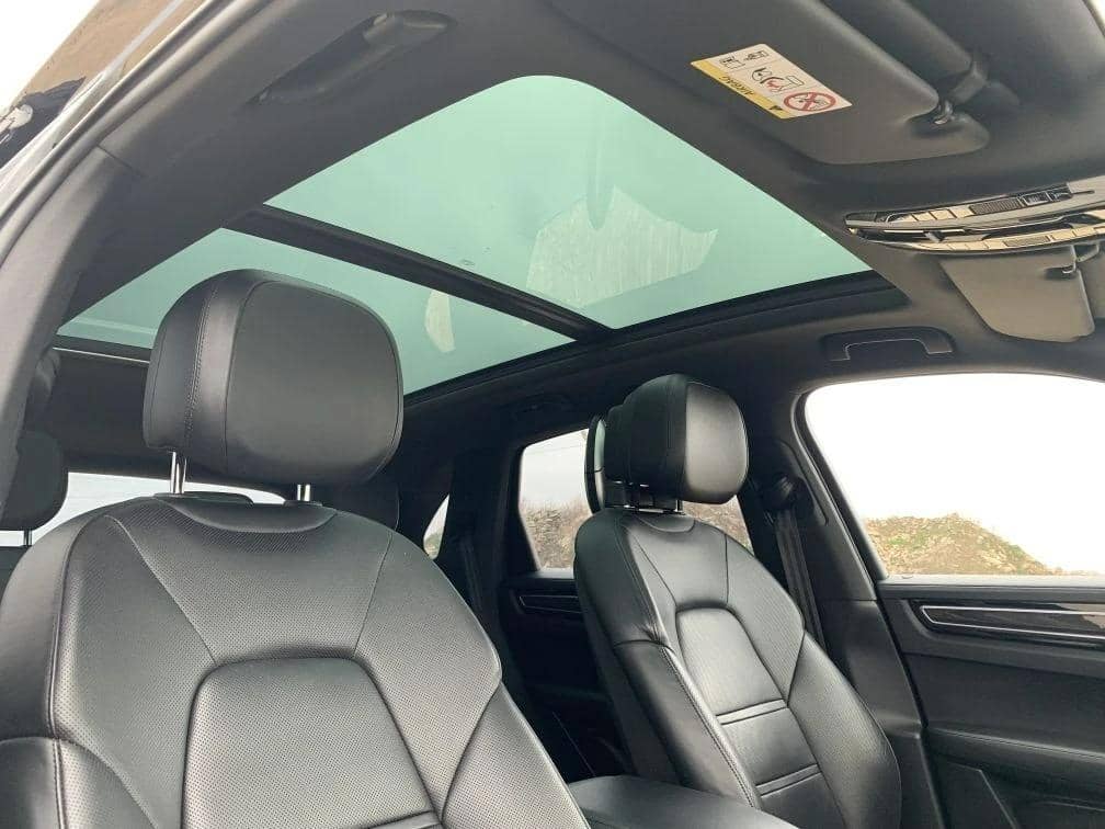 Porsche Cayenne,  76 432 км, 2020 года в лизинг