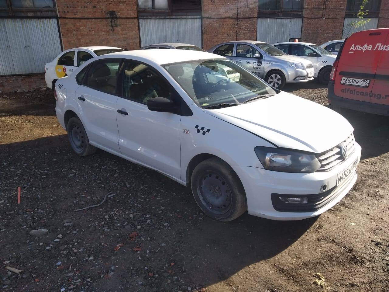 Volkswagen Polo,  226 814 км, 2019 года в лизинг