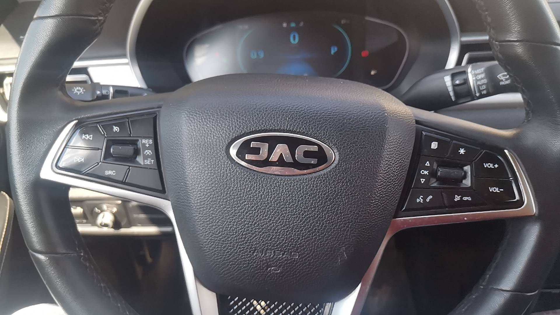 JAC J7,  195 771 км, 2023 года