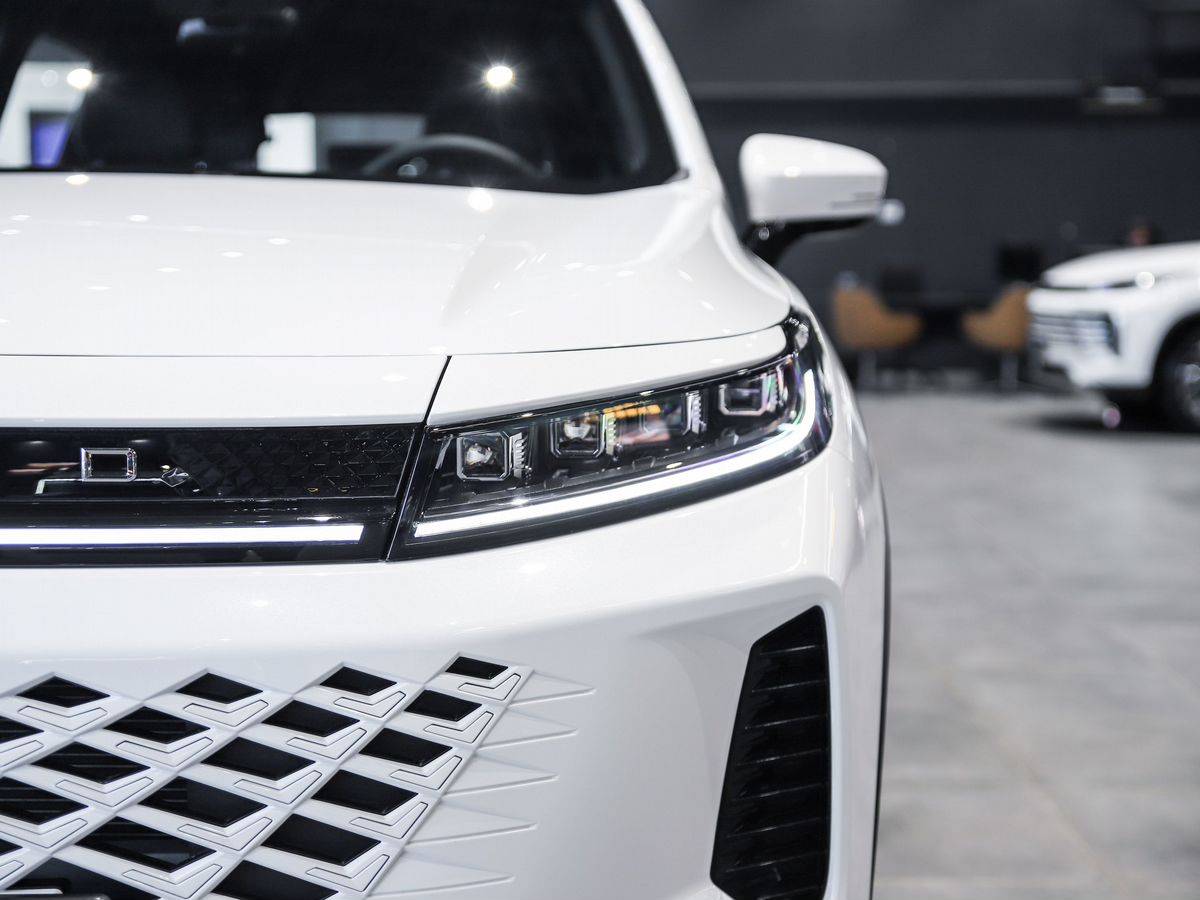 EXEED LX 1.6T 7DCT FWD Urban FL