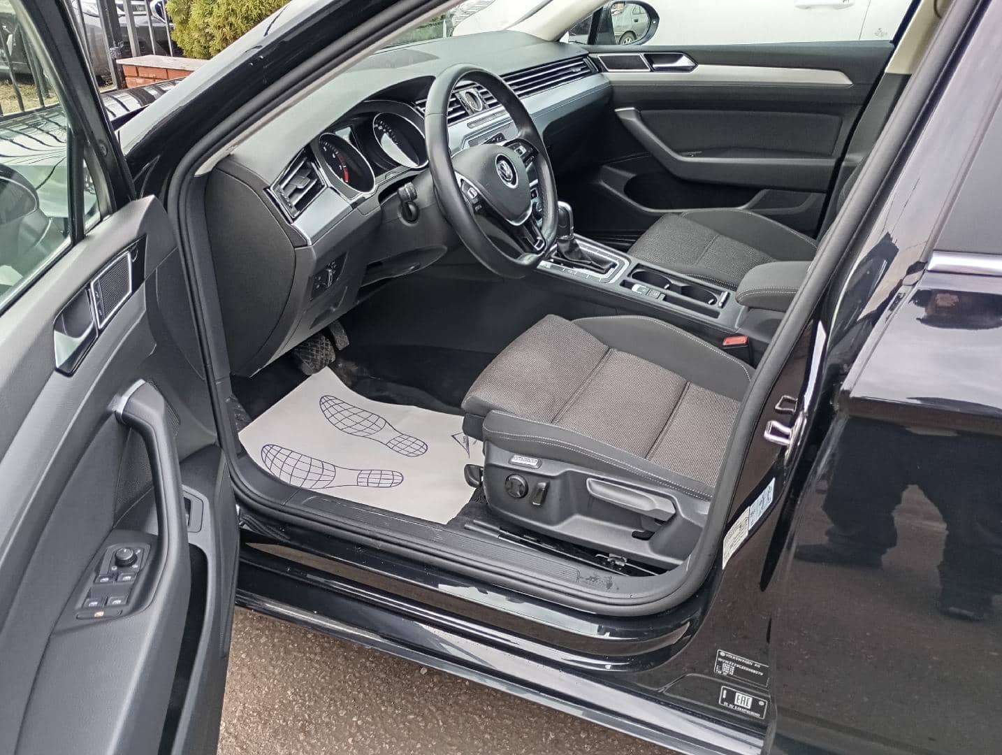 Volkswagen Passat,  88 124 км, 2019 года в лизинг