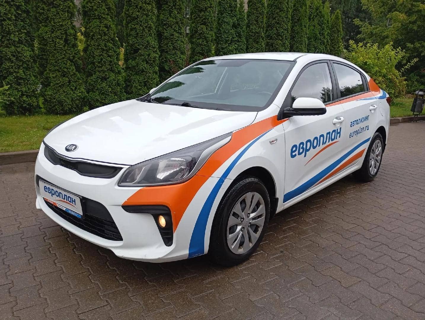 KIA Rio sedan