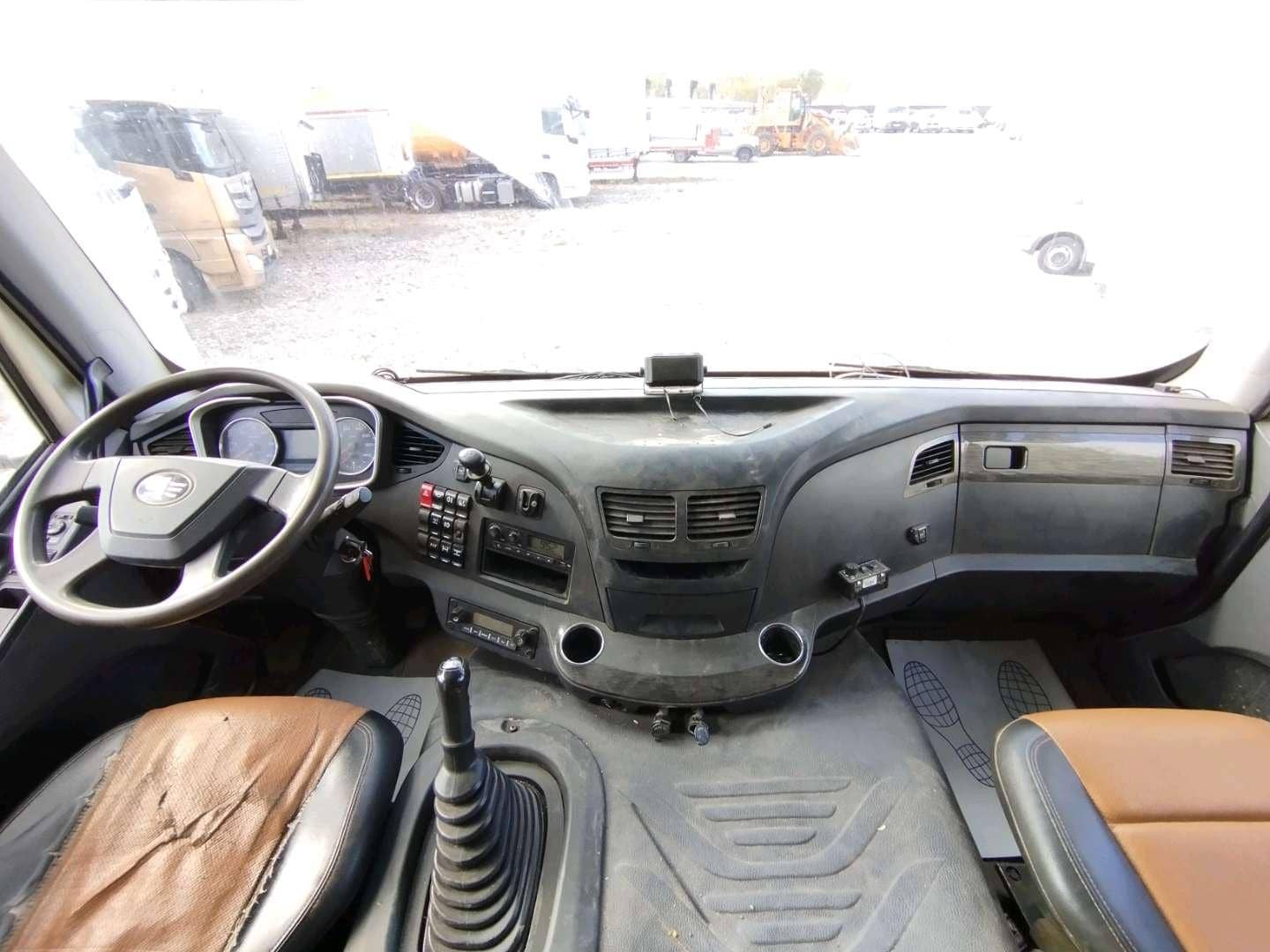 FAW CA3250P66K24L1TE5 6x6,  226 534 км, 2022 года в лизинг