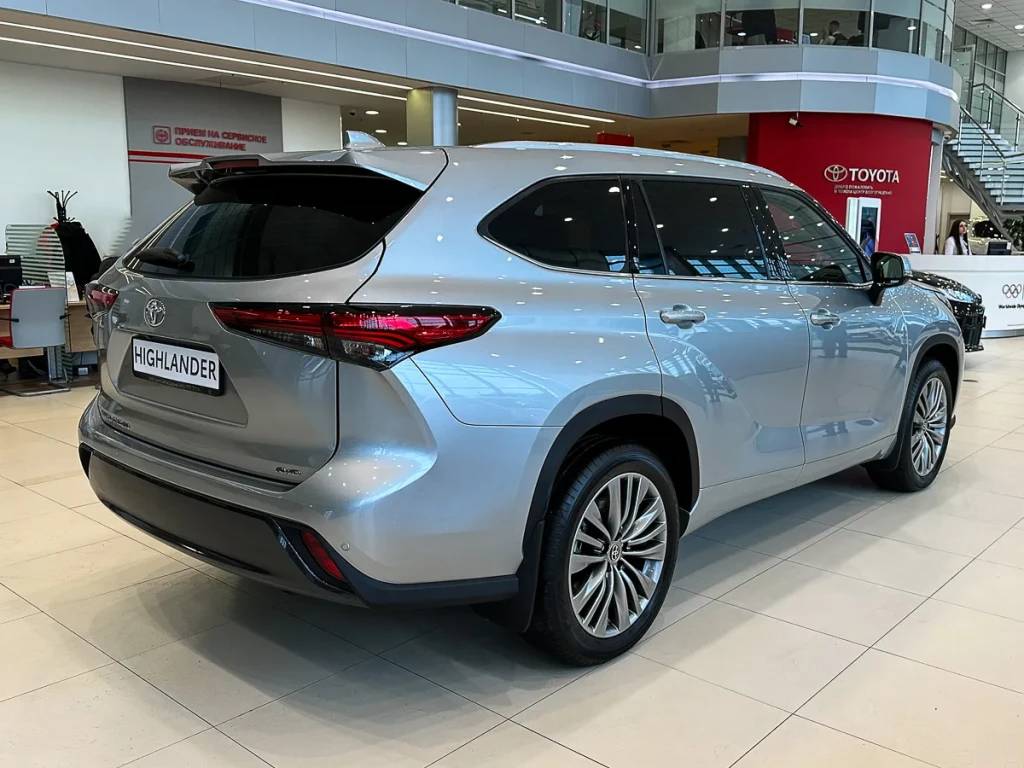 Toyota Highlander 2.0 AT Supreme