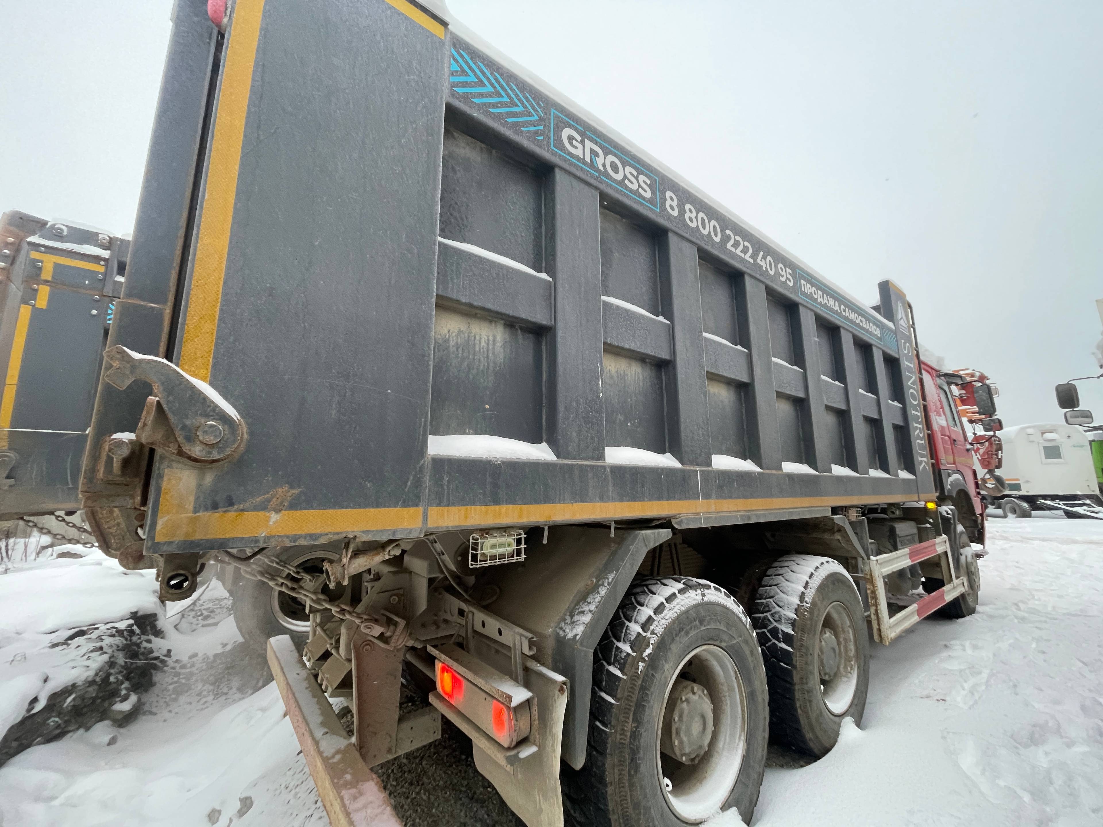 HOWO ZZ3327S3847E 6х4,  52 291 км, 2022 года в лизинг