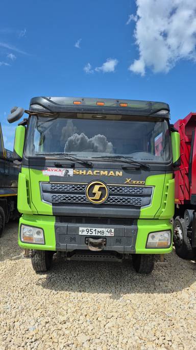 Shacman SX33186W366C