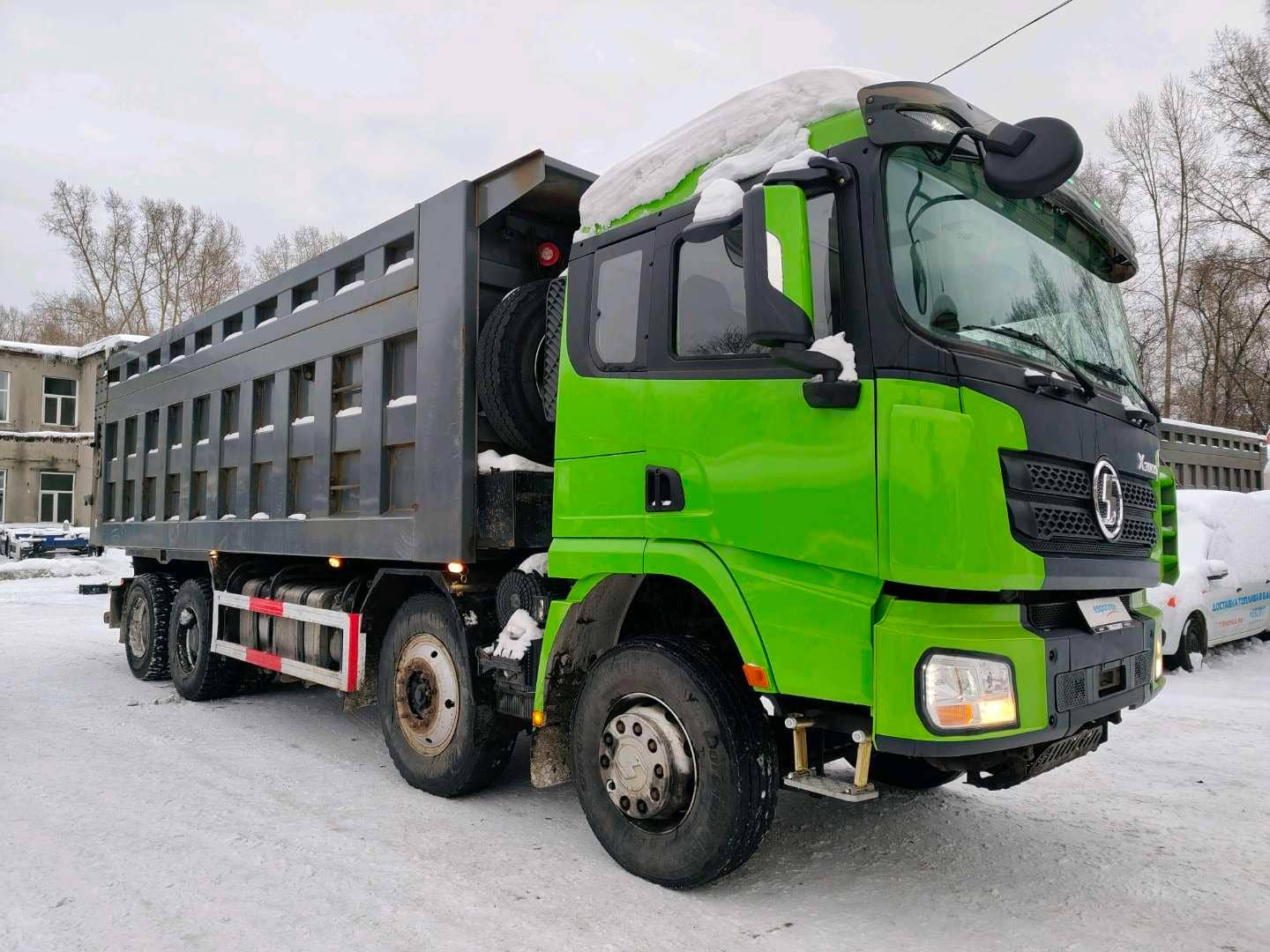 Shacman SX331863366 (скальный кузов),  102 073 км, 2022 года в лизинг