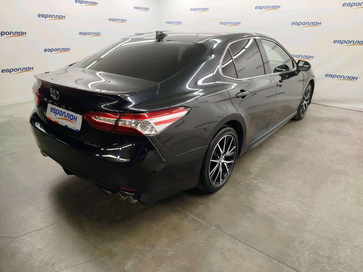 Toyota Camry,  63 766 км, 2023 года в лизинг