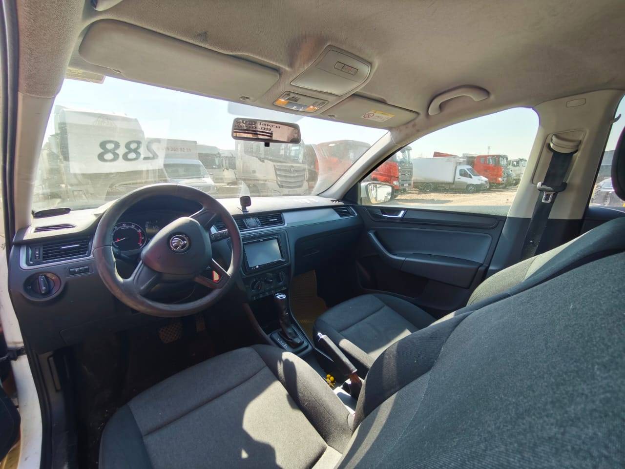 Skoda Rapid,  286 276 км, 2018 года в лизинг