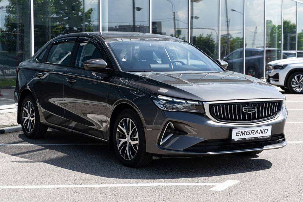 Geely Emgrand Luxury 1.5 AT