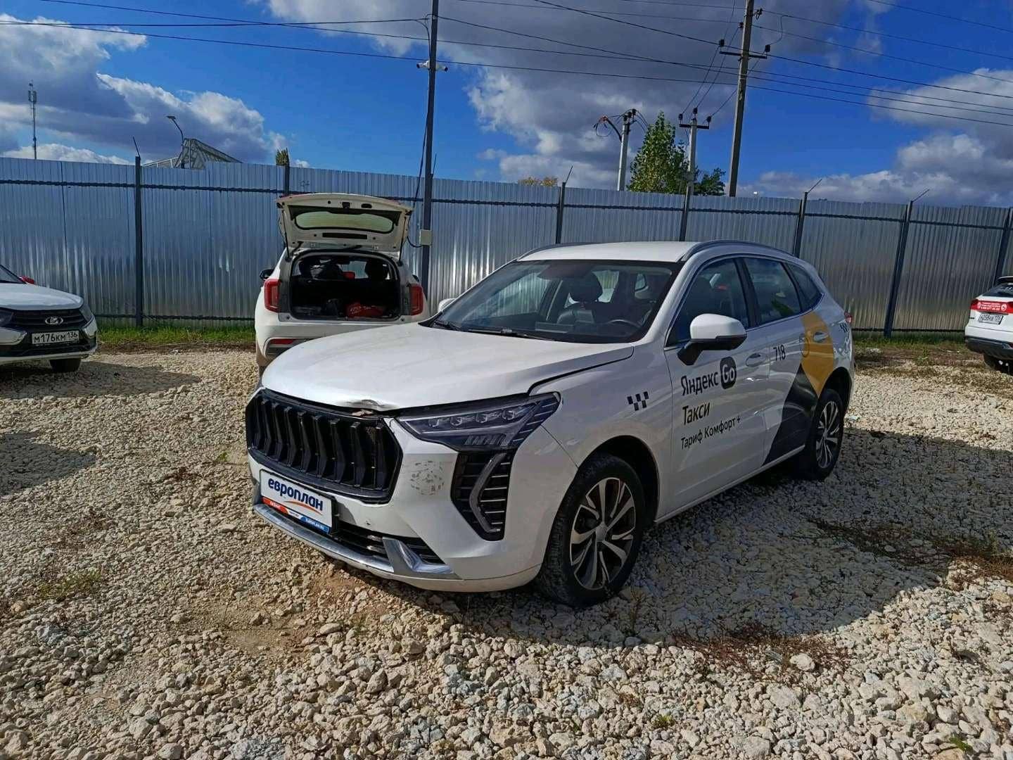 Haval Jolion,  199 298 км, 2023 года в лизинг