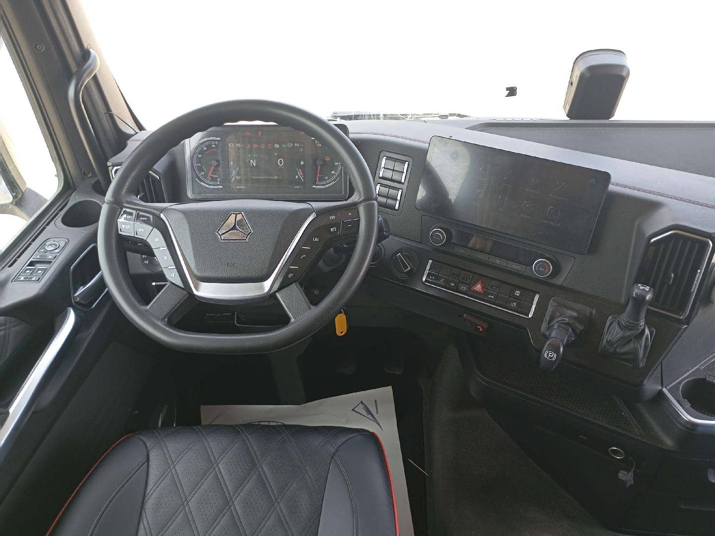 Sitrak C7H MAX ZZ4186V391HE,  883 618 км, 2023 года в лизинг