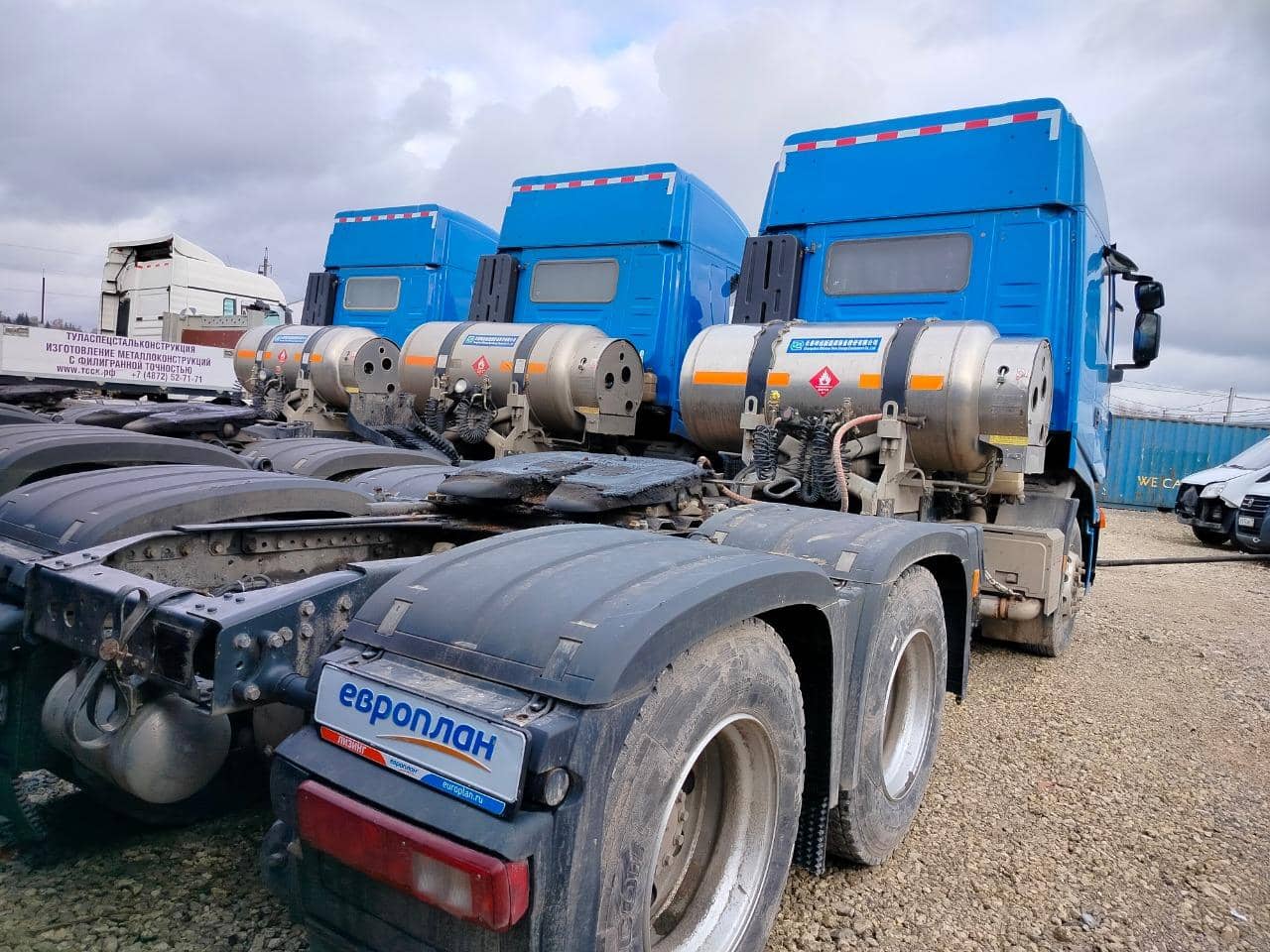 HONGYAN CQ4187HD12381T LNG,  11 797 км, 2023 года в лизинг