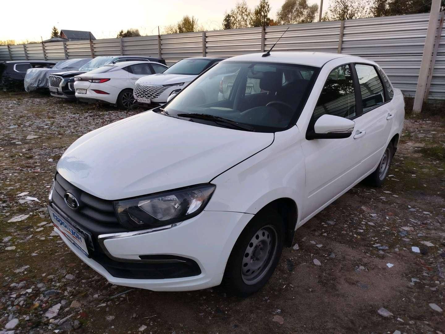 Lada Granta седан,  80 457 км, 2024 года в лизинг