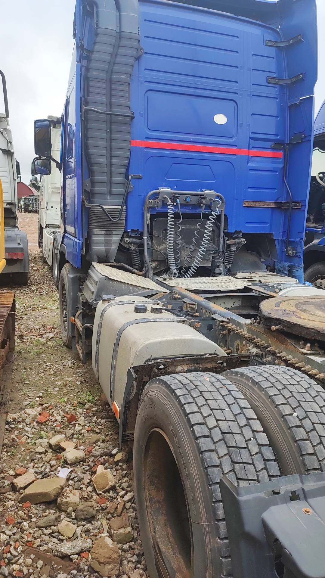 Volvo FH 420 4x2 (FH),  1 741 304 км, 2013 года в лизинг