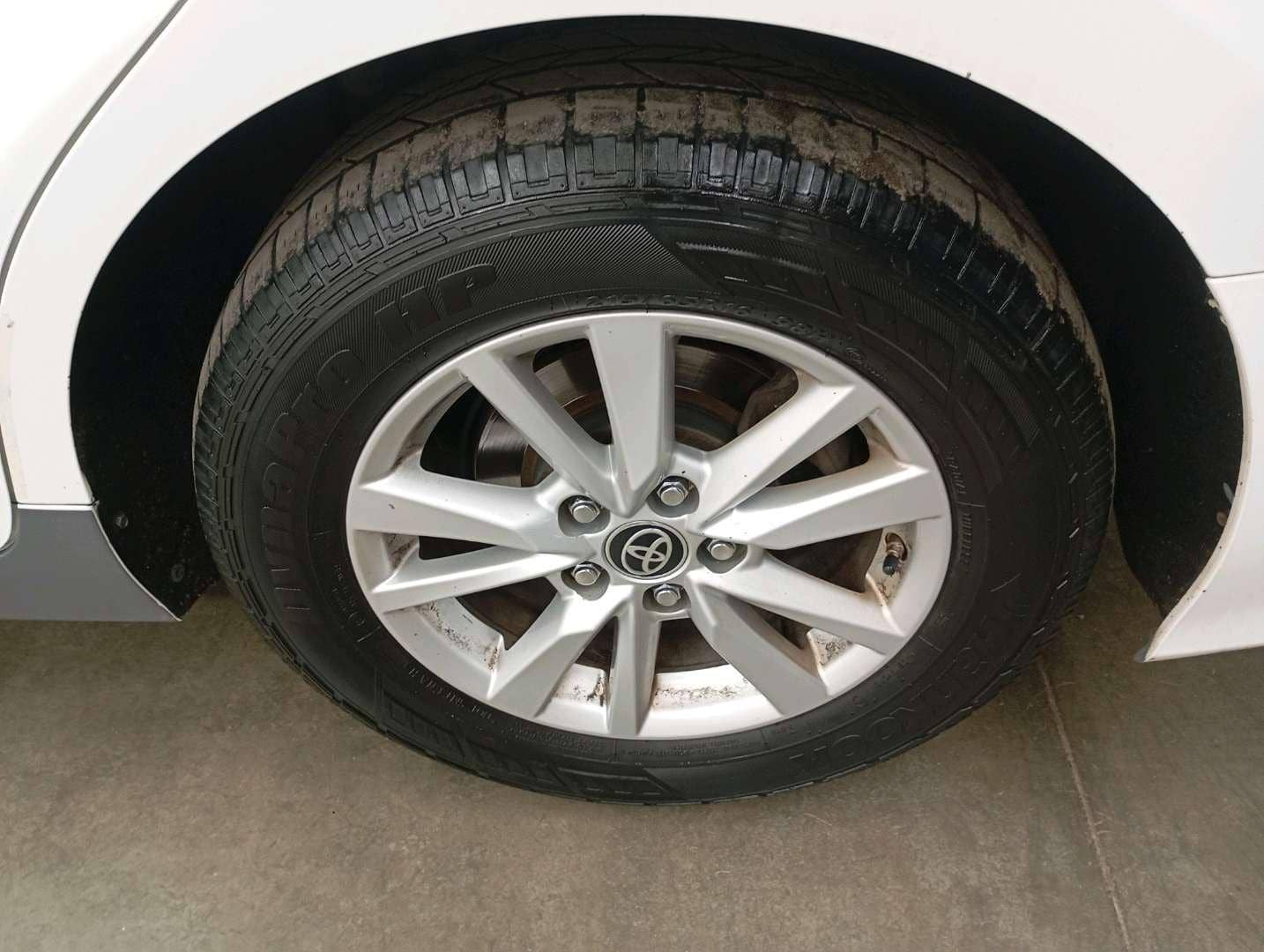 Toyota Camry,  265 821 км, 2020 года в лизинг