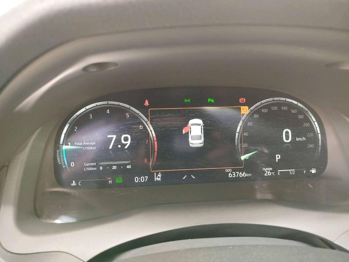 Toyota Camry,  63 766 км, 2023 года в лизинг